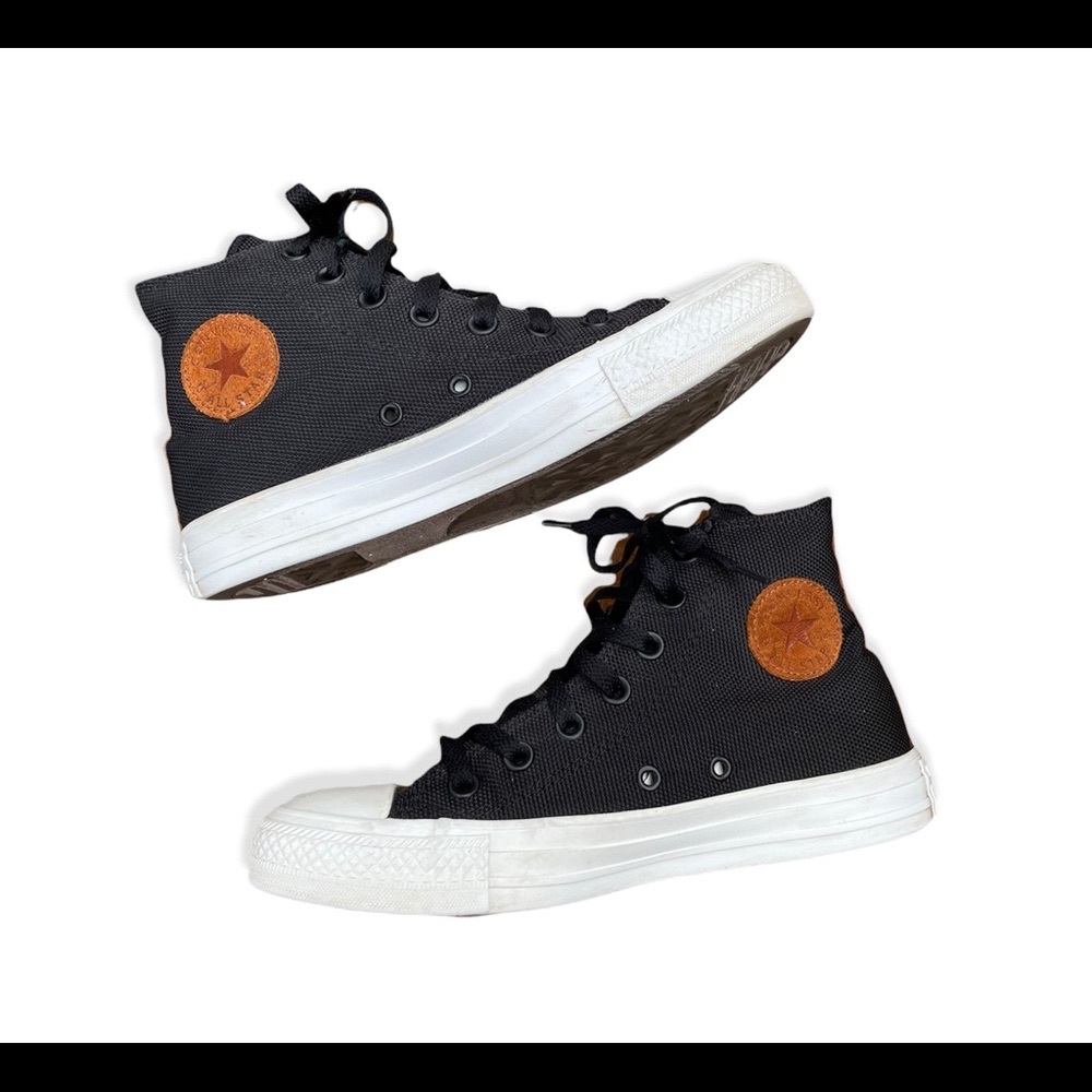❗️SOLD❗️Classic Chuck Taylor Converse 🖤